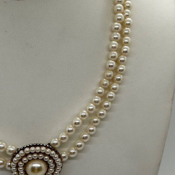 Vintage Faux Pearl Choker Double Strand Necklace With Ornate Pendant Prom Formal - Picture 8 of 15
